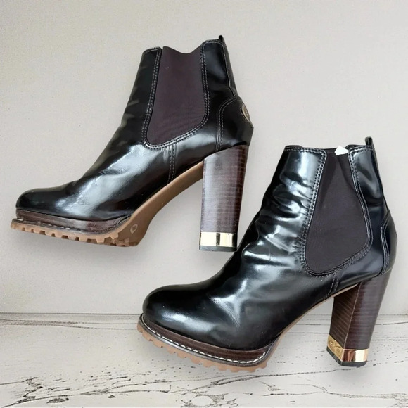 TORY BURCH Patent Leather Chelsea Boots Gold Accent Lug Sole Dark Brown Size 9 - Picture 4 of 12